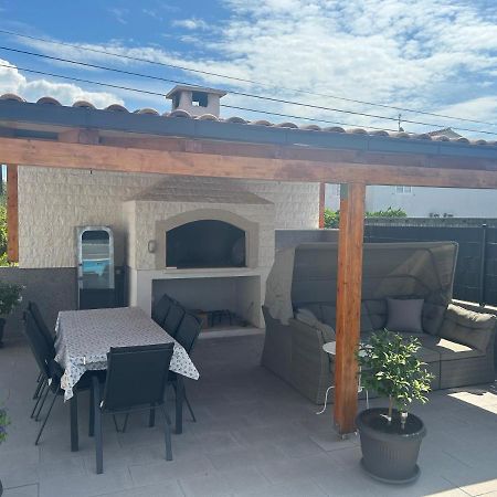 Villa Apartments Aa 1 Trogir Ngoại thất bức ảnh