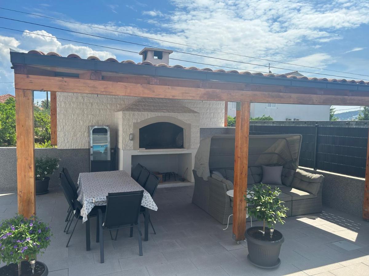 Villa Apartments Aa 1 Trogir Ngoại thất bức ảnh