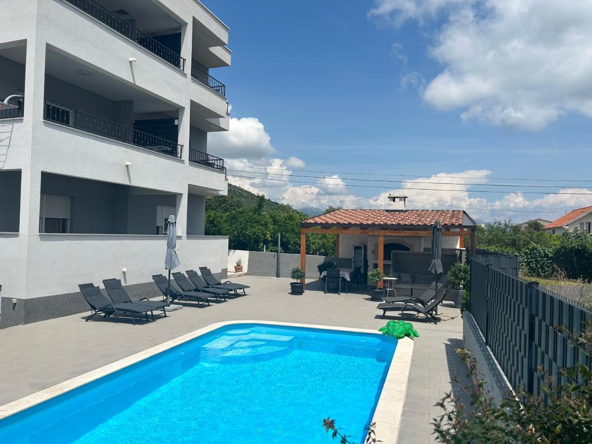 Villa Apartments Aa 1 Trogir Ngoại thất bức ảnh