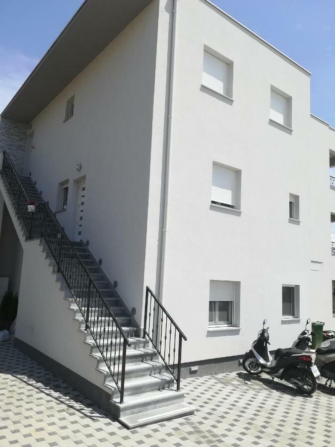 Villa Apartments Aa 1 Trogir Ngoại thất bức ảnh