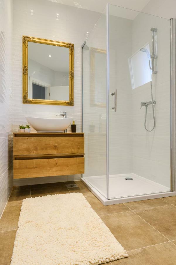Villa Apartments Aa 1 Trogir Ngoại thất bức ảnh